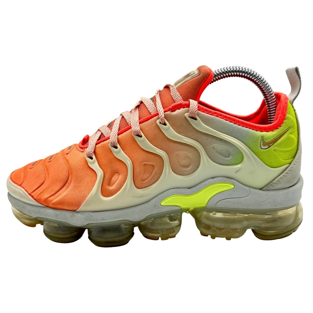 Nike Air VaporMax Plus Running Shoes Orange Neon Women US 7.5‎ AO4550-003